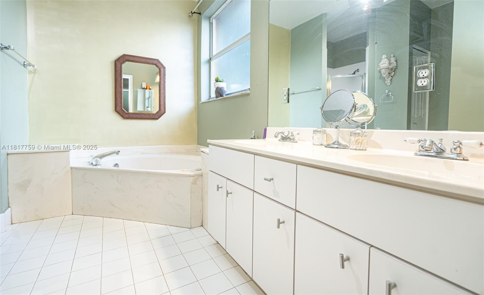 Real estate property located at 13290 54th Ct, Broward, Miramar Patio Homes, Miramar, FL