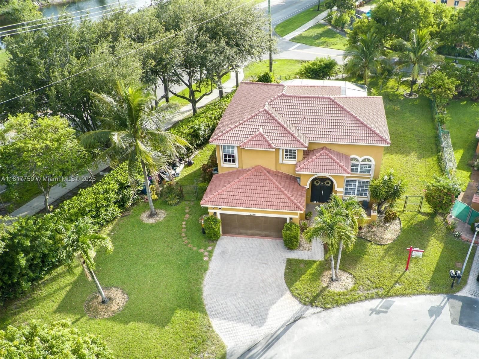 Real estate property located at 13290 54th Ct, Broward, Miramar Patio Homes, Miramar, FL