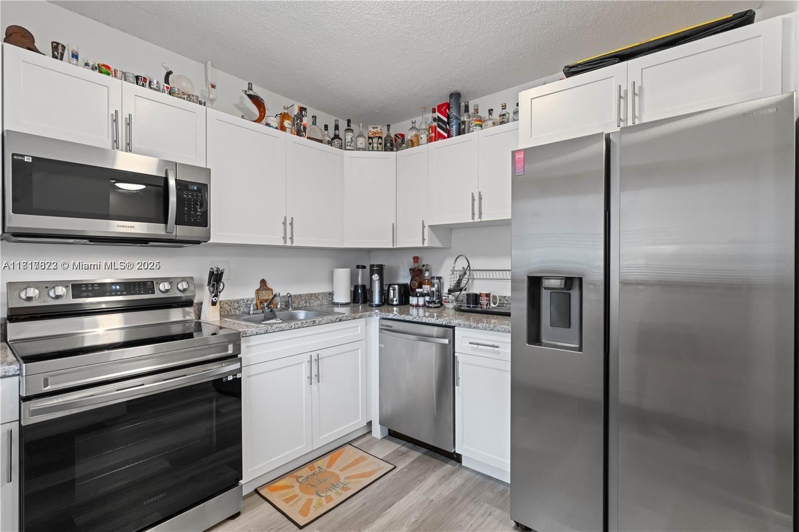 Real estate property located at 1080 Del Lago Cir #103, Broward, Water Bridge 3 Condo, Sunrise, FL