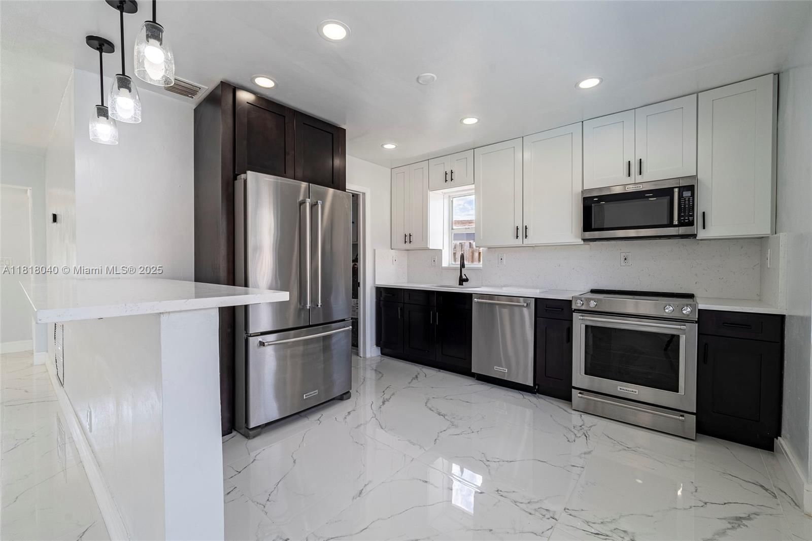 Real estate property located at 6113 18th St, Broward, Ibec Add No 3, Margate, FL