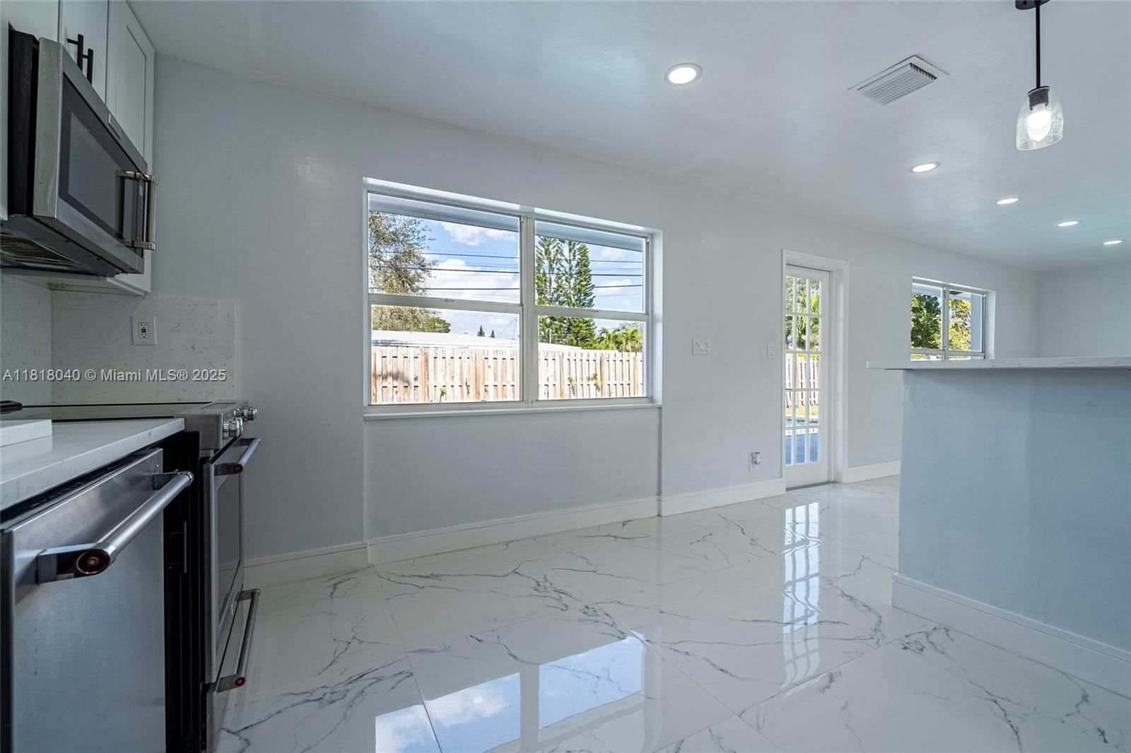 Real estate property located at 6113 18th St, Broward, Ibec Add No 3, Margate, FL