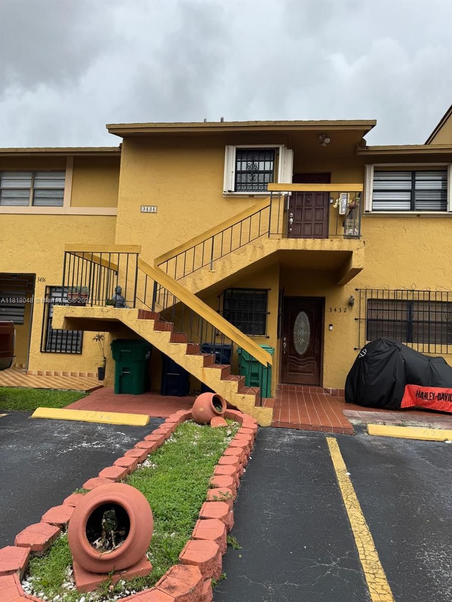 Real estate property located at 3434 112th Ave #3-2, Miami-dade, The Park Townhomes Condo, Miami, FL