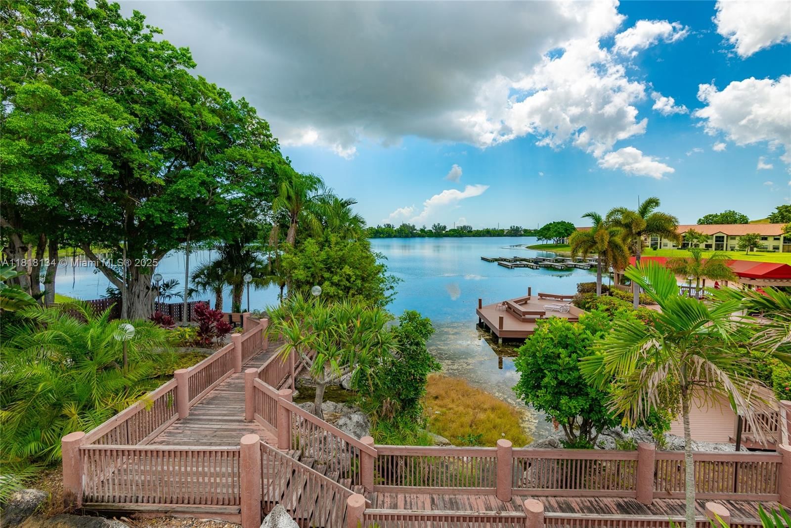 Real estate property located at 1412 Congressional Way #1412, Broward, Diplomat Square Condo, Deerfield Beach, FL