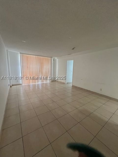 Real estate property located at 13499 Biscayne Blvd #602, Miami-dade, Sailboat Cay Condo, North Miami, FL