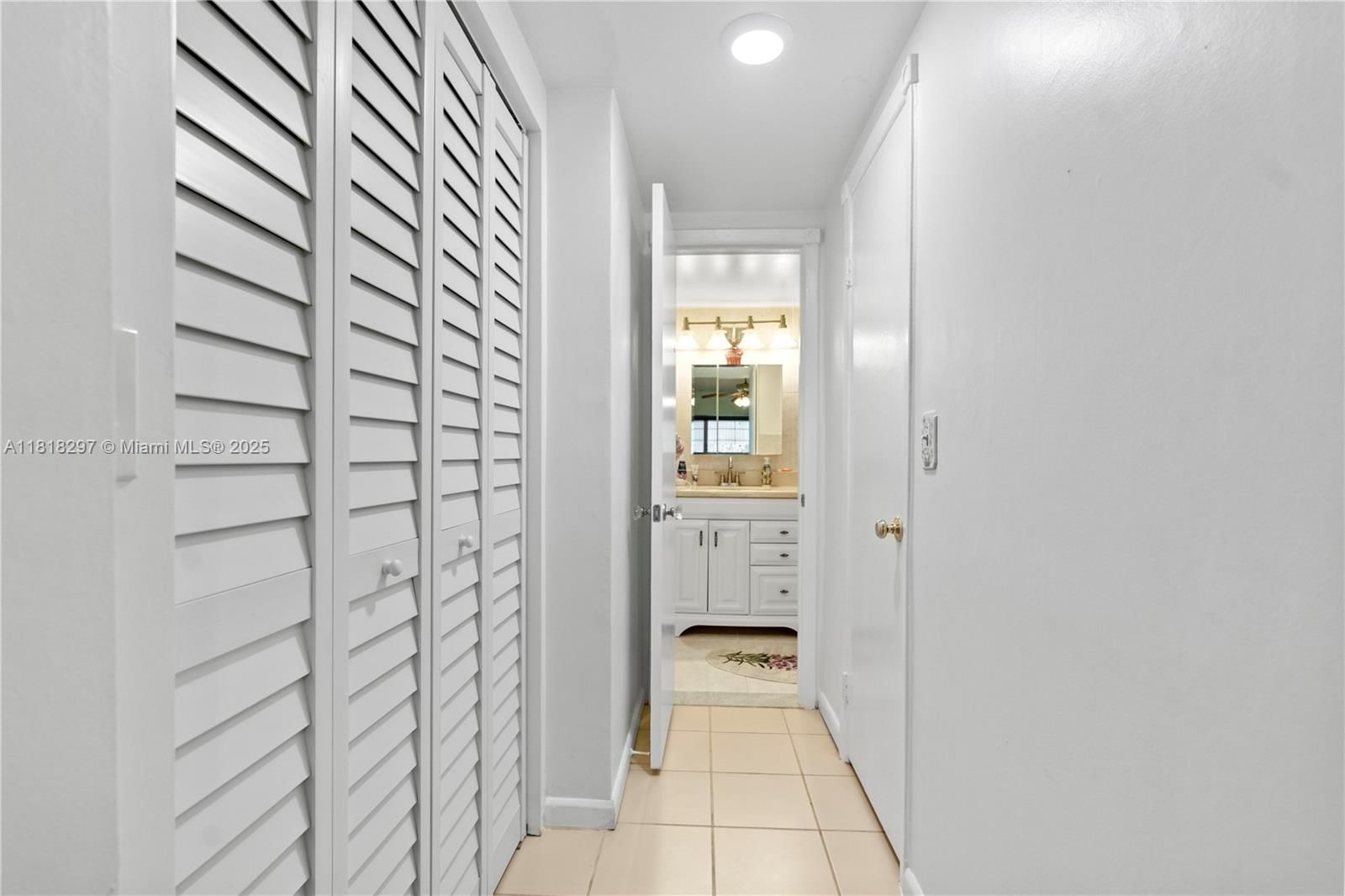 Real estate property located at 1200 Hillcrest Ct #107, Broward, Hillcrest Country Club Ap, Hollywood, FL