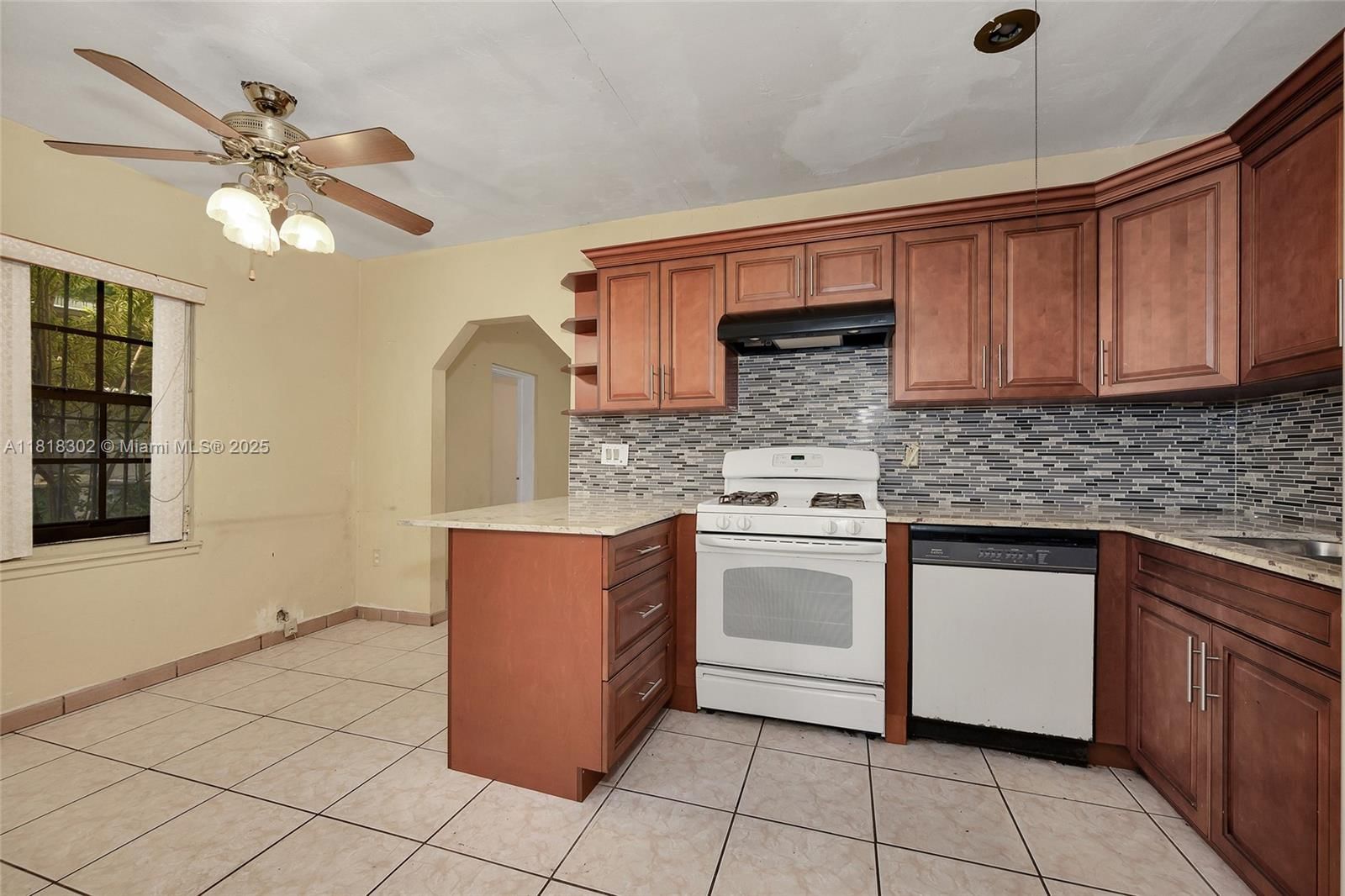Real estate property located at 420 135th St, Miami-dade, Kerwood Manor, North Miami, FL