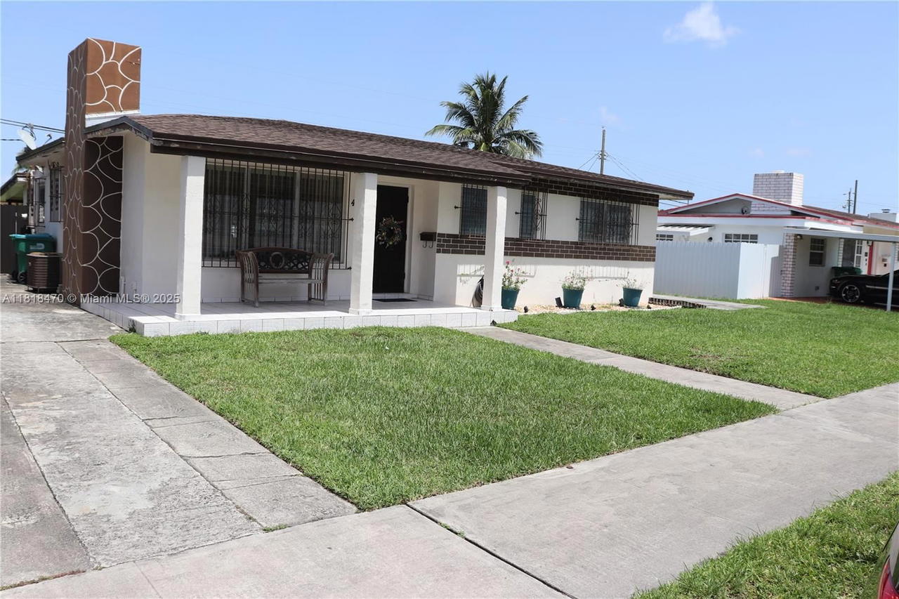 Real estate property located at 4121 99th Ave, Miami-dade, Fairlawn Estates, Miami, FL