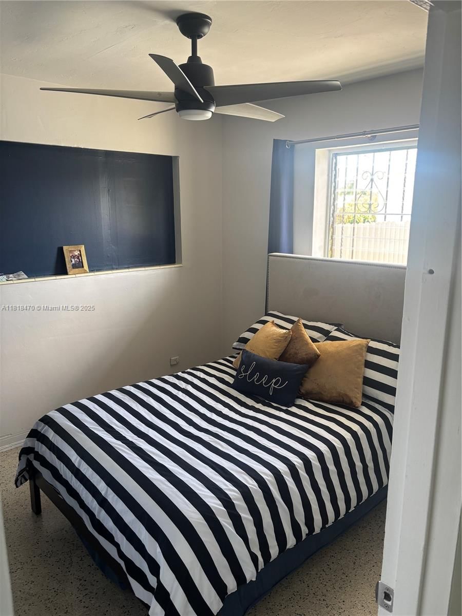 Real estate property located at 4121 99th Ave, Miami-dade, Fairlawn Estates, Miami, FL