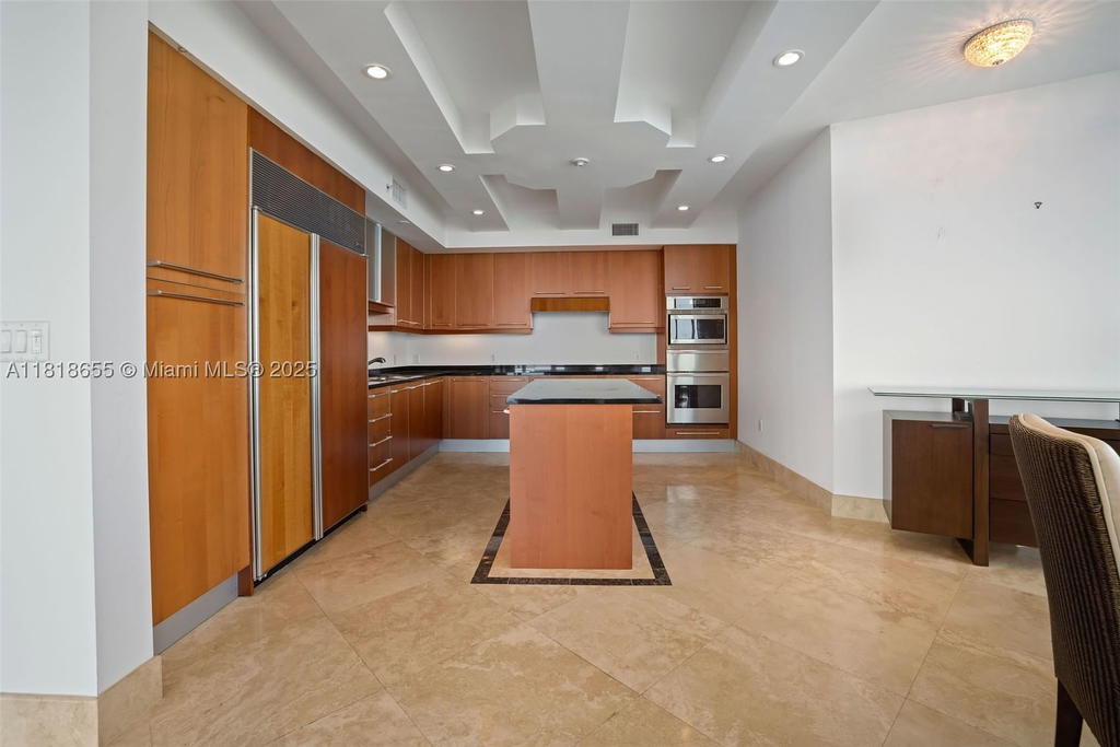 Real estate property located at 3101 Ocean Dr #2708, Broward, Ocean Palms Condo, Hollywood, FL