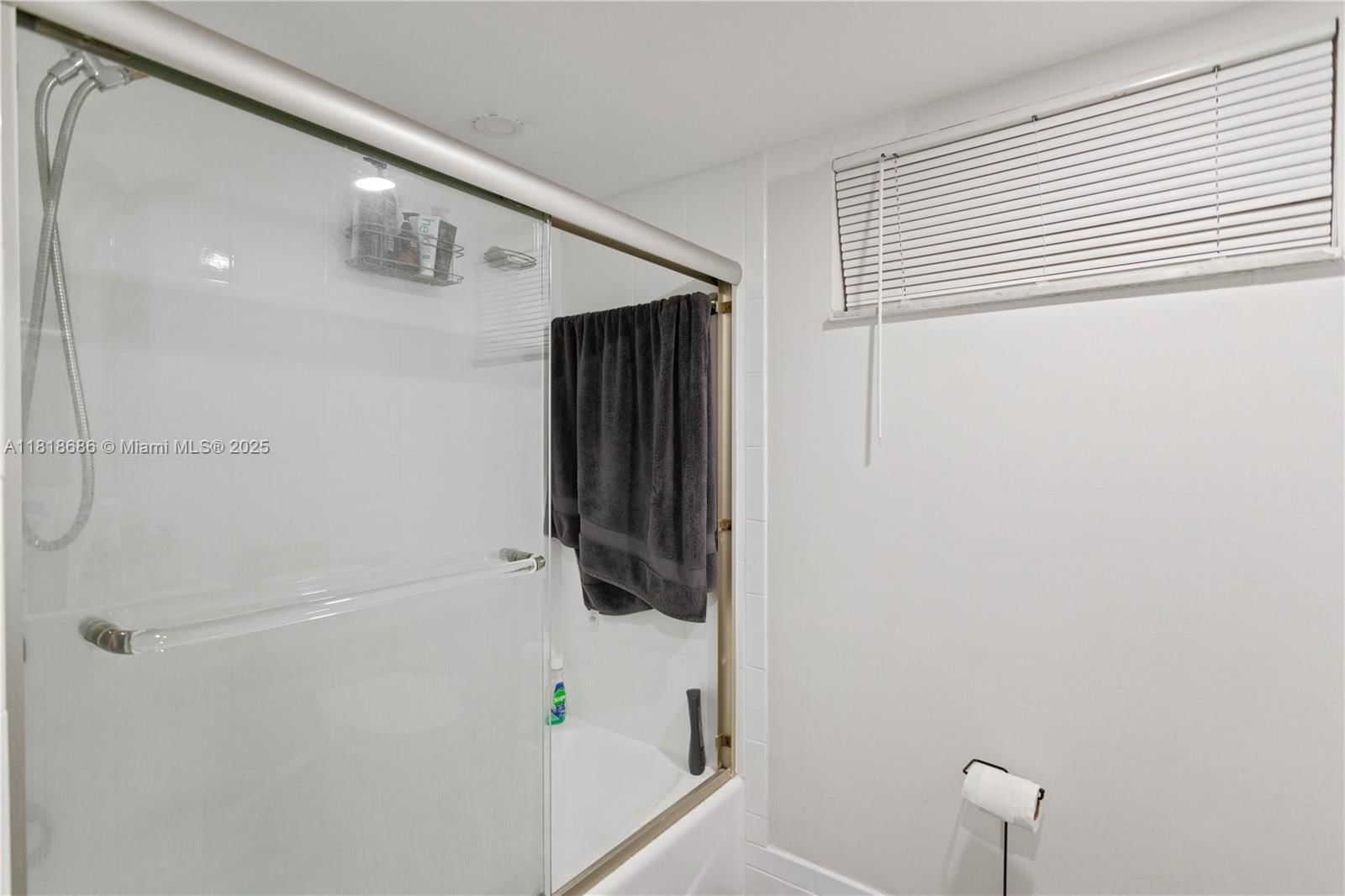 Real estate property located at 5790 Stirling #212, Broward, Sterling Fifty-six, Hollywood, FL