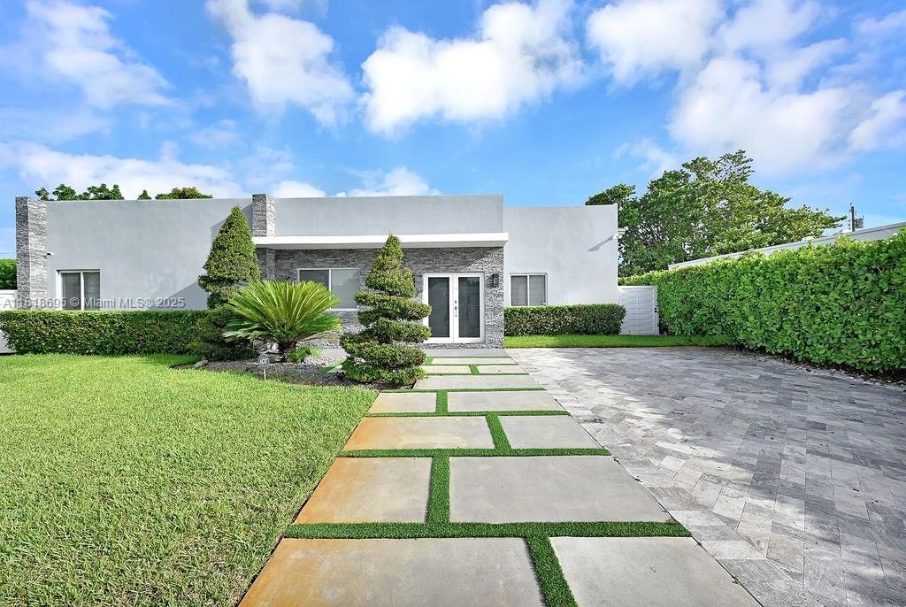 Real estate property located at 1968 186th St, Miami-dade, Fleetwood Gardens Sec 1, Miami Gardens, FL