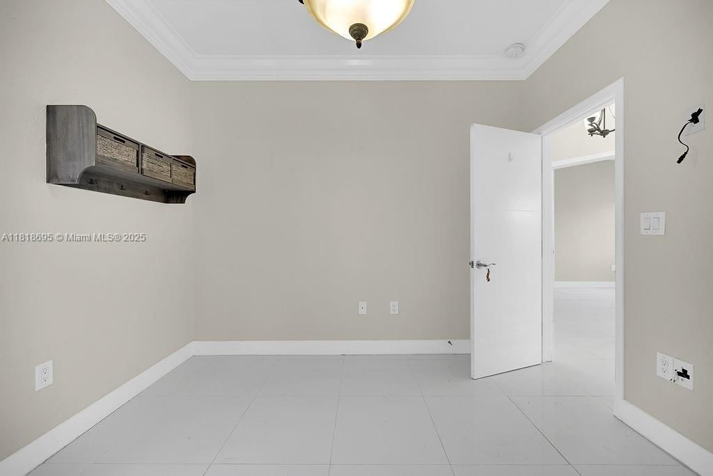 Real estate property located at 1968 186th St, Miami-dade, Fleetwood Gardens Sec 1, Miami Gardens, FL