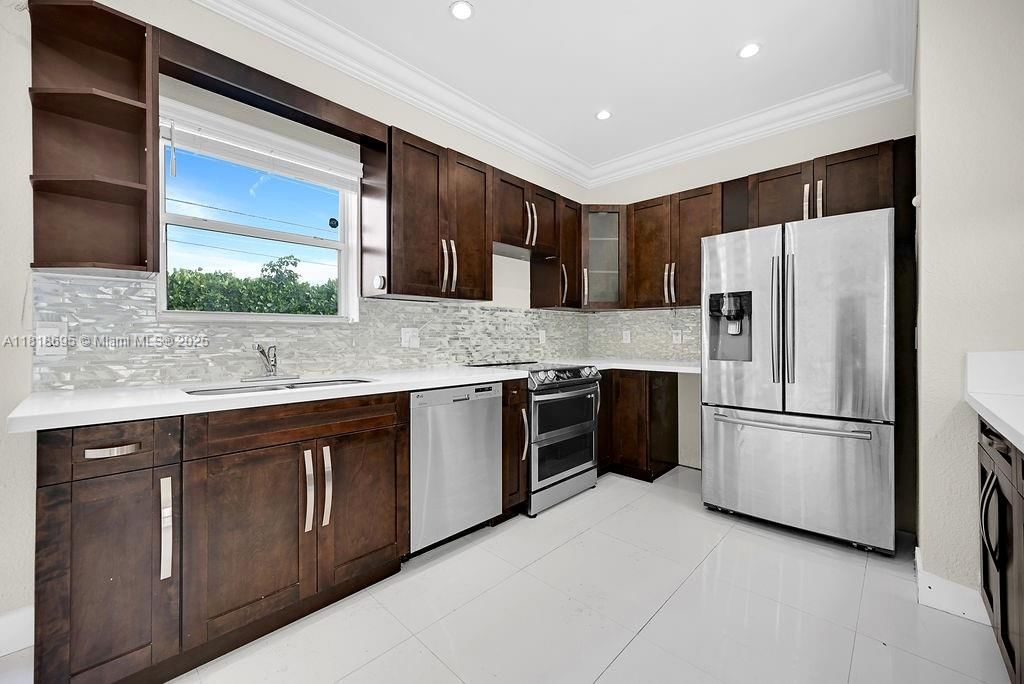 Real estate property located at 1968 186th St, Miami-dade, Fleetwood Gardens Sec 1, Miami Gardens, FL