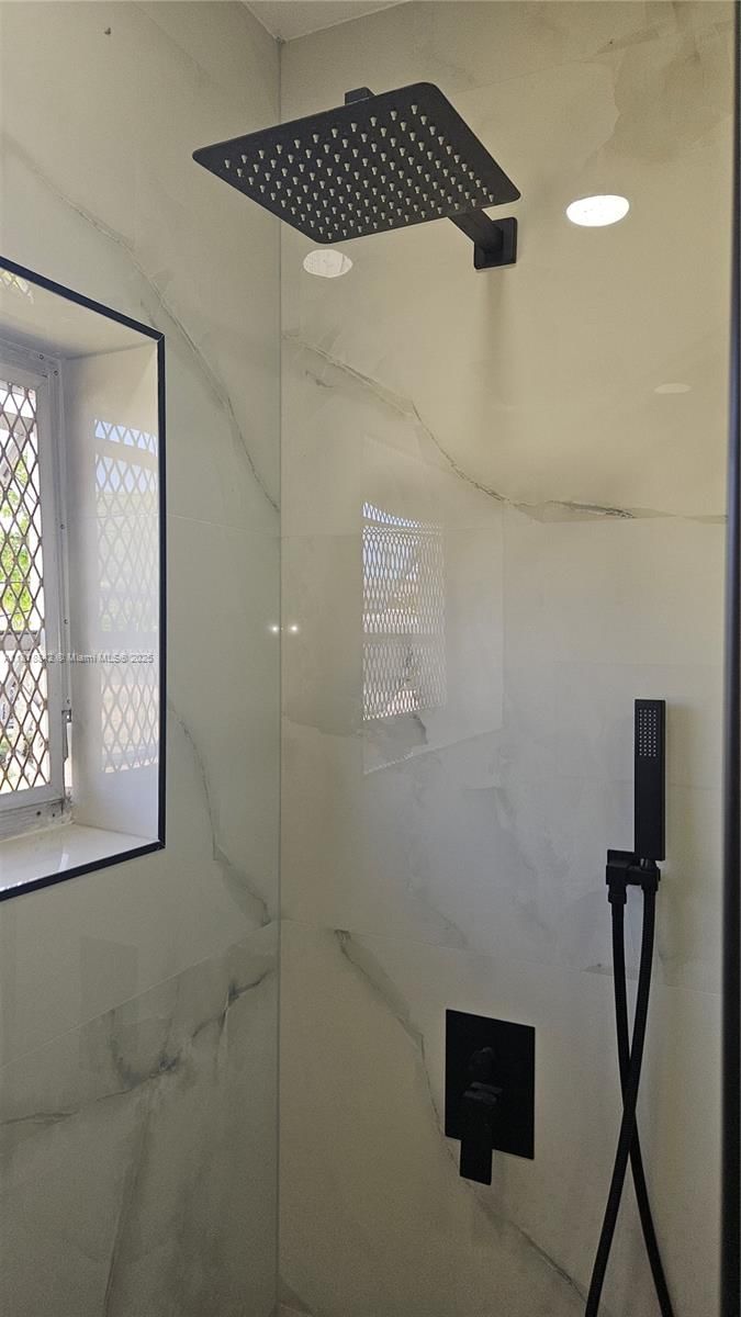 Real estate property located at 130 60th St, Miami-dade, Palm Springs 1st Addn, Hialeah, FL