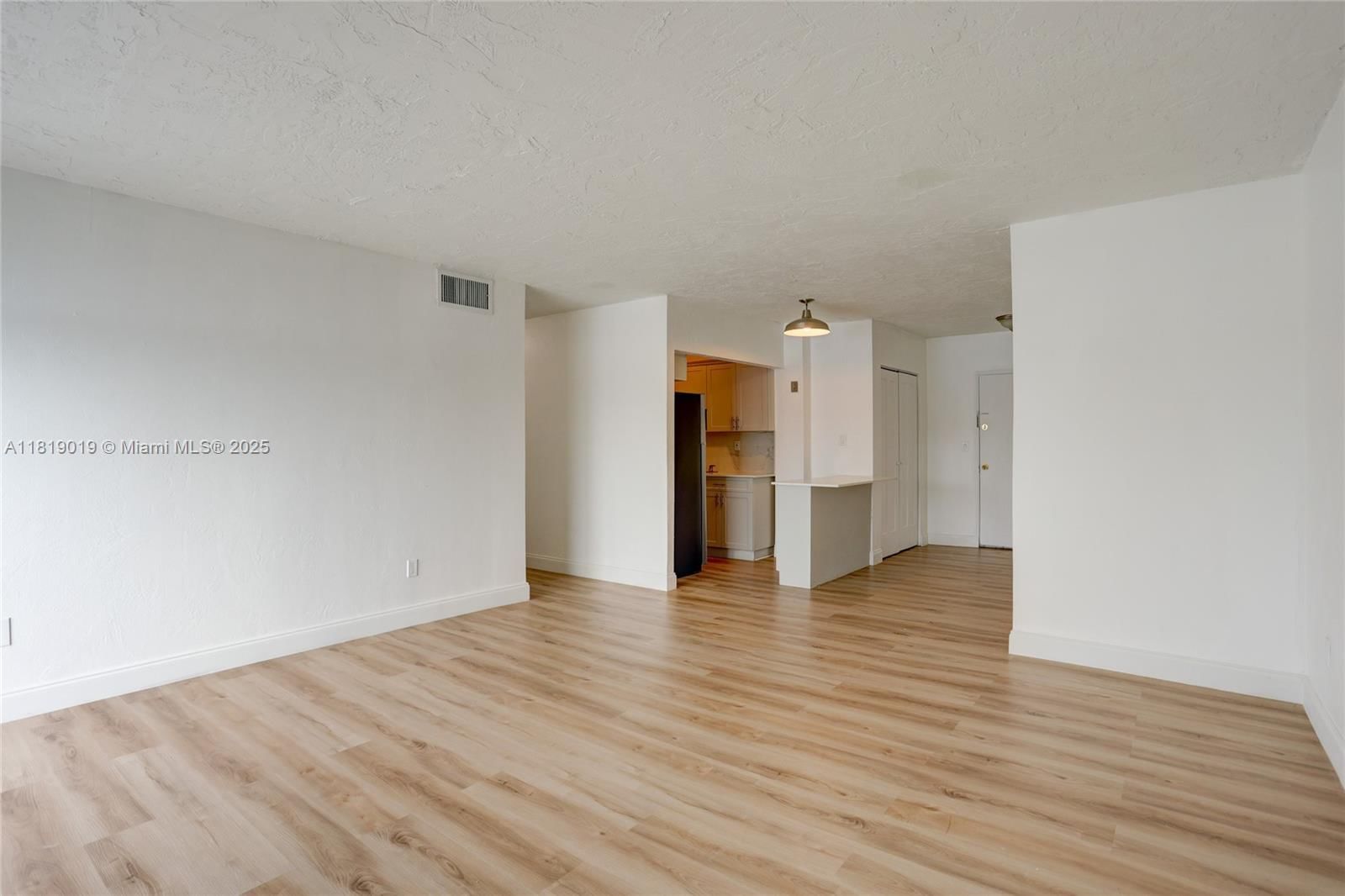 Real estate property located at 5501 7th St E408, Miami-dade, El Lago Condo, Miami, FL
