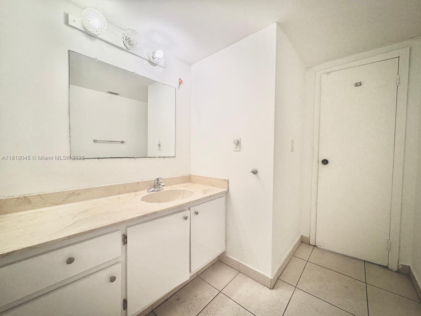 Real estate property located at 600 Three Islands Blvd #620, Broward, Olympus Condo Phase, Hallandale Beach, FL