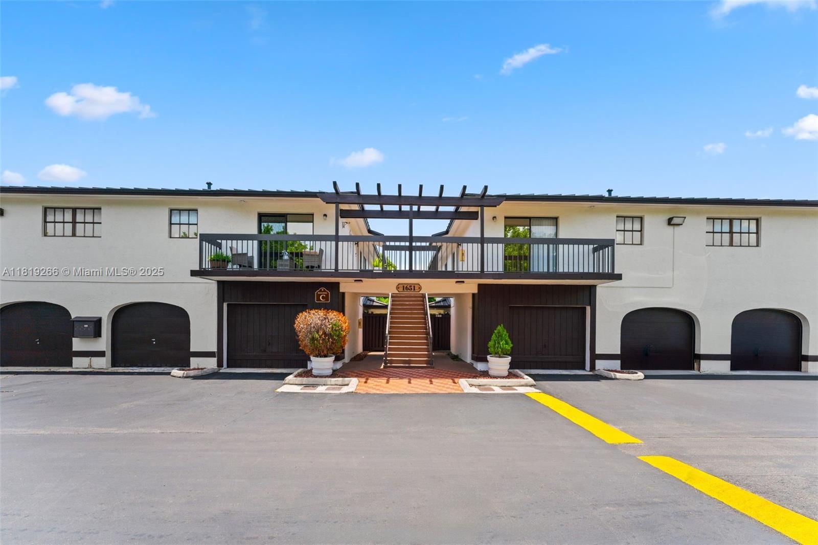 Real estate property located at 1651 122nd Ct C101, Miami-dade, Paseos Castellanos Condo, Miami, FL