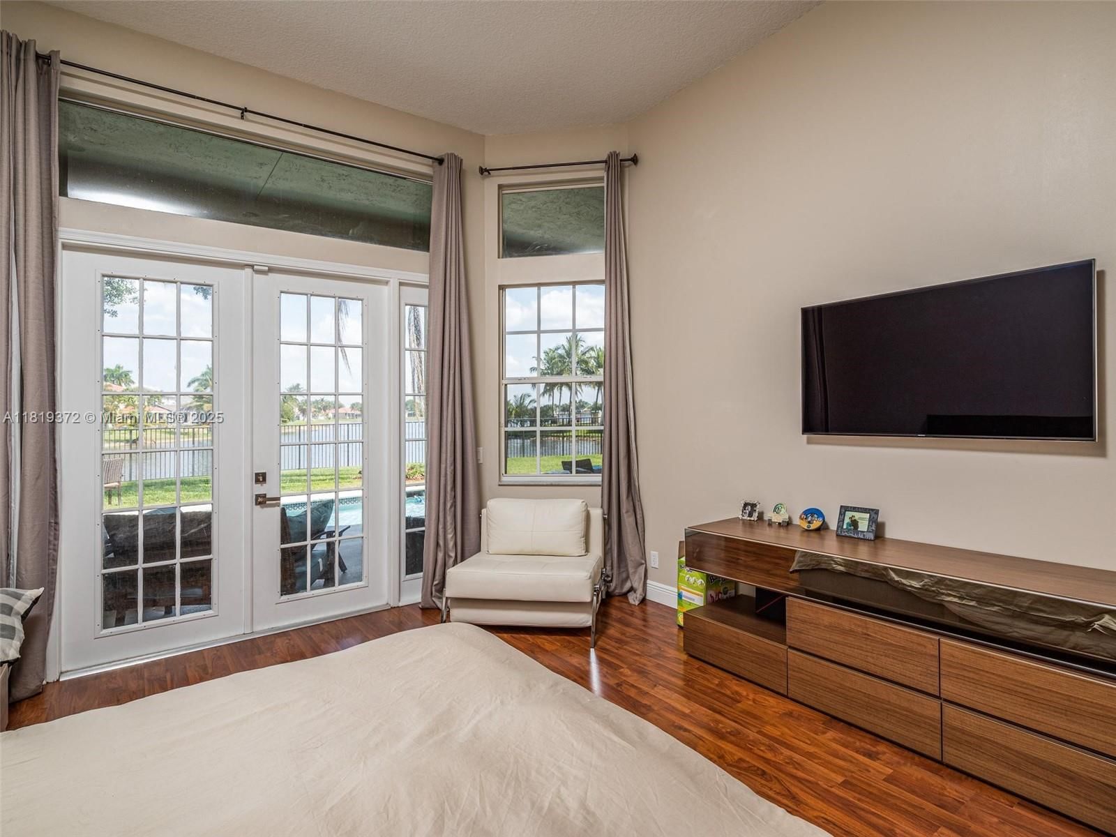 Real estate property located at 643 Lake Blvd, Broward, The Lakes, Weston, FL