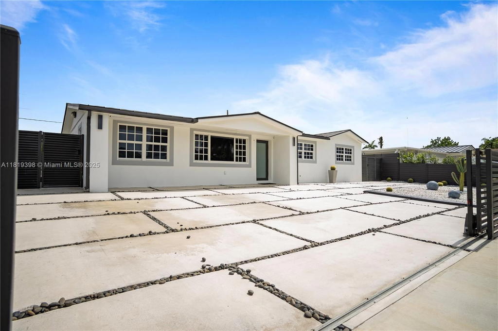 Real estate property located at 1445 195th St, Miami-dade, Norwood Hgts 2nd Addn, Miami Gardens, FL