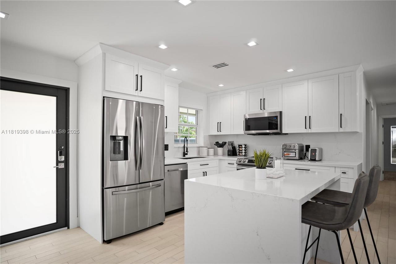 Real estate property located at 1445 195th St, Miami-dade, Norwood Hgts 2nd Addn, Miami Gardens, FL
