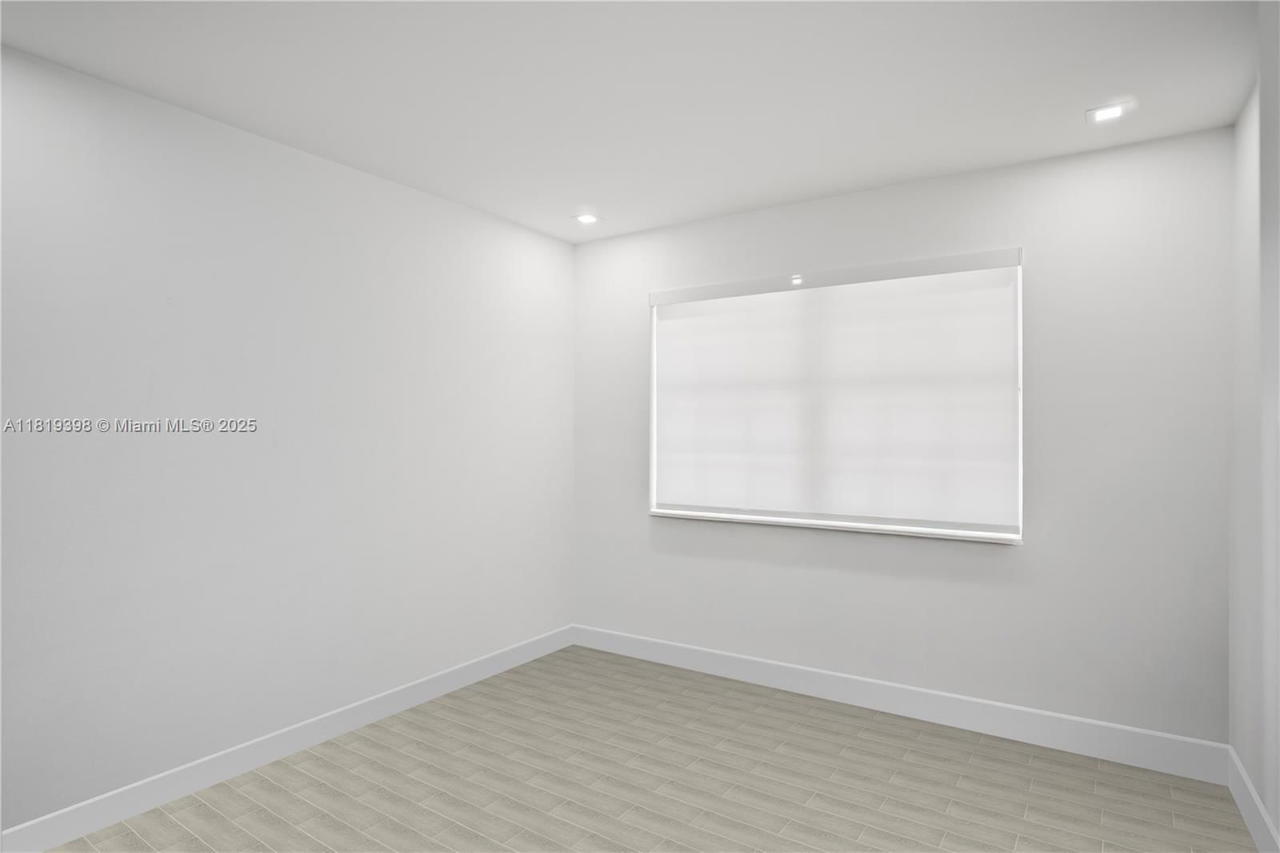 Real estate property located at 1445 195th St, Miami-dade, Norwood Hgts 2nd Addn, Miami Gardens, FL
