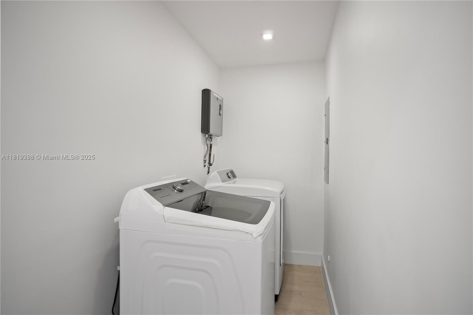 Real estate property located at 1445 195th St, Miami-dade, Norwood Hgts 2nd Addn, Miami Gardens, FL