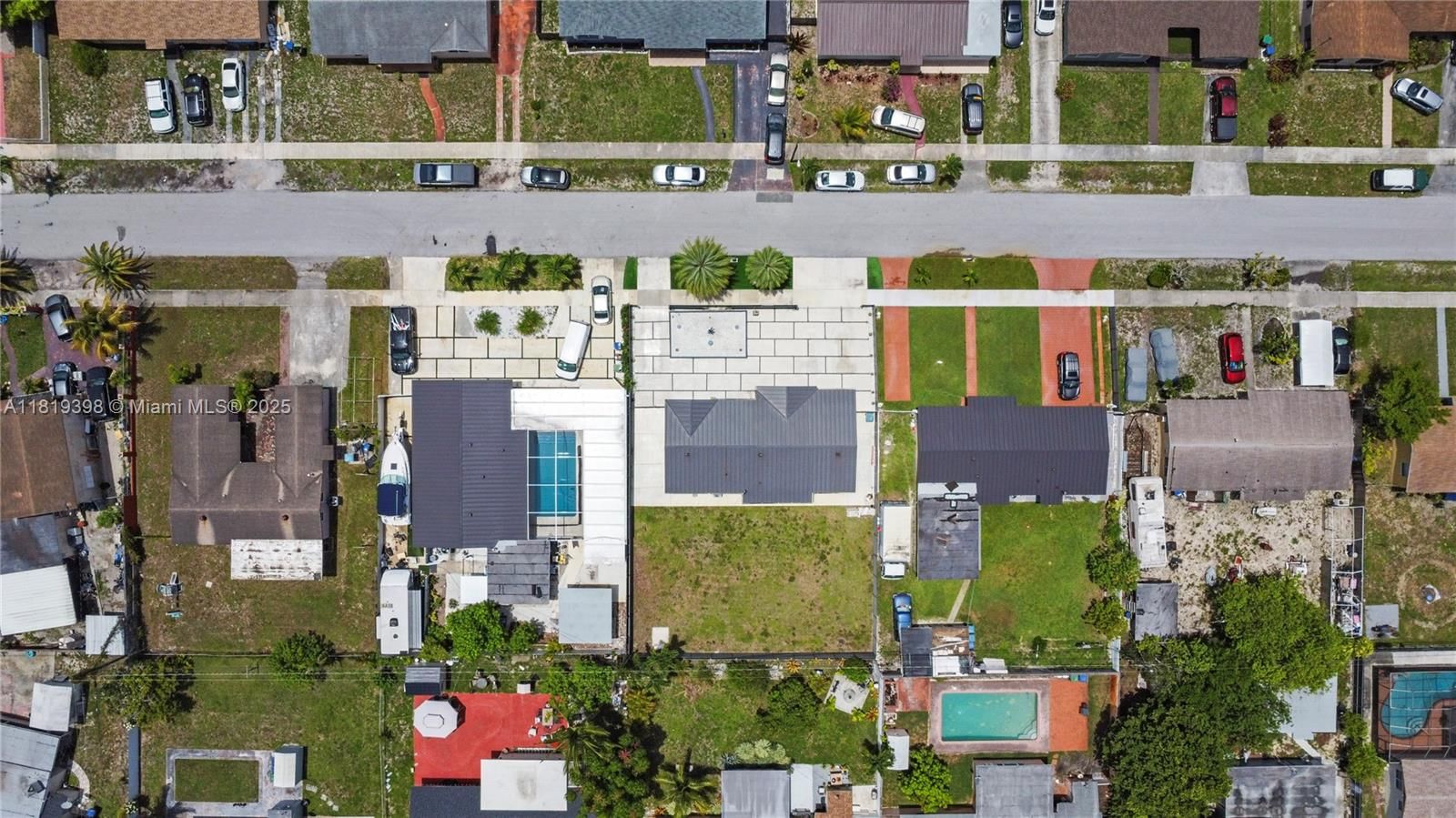 Real estate property located at 1445 195th St, Miami-dade, Norwood Hgts 2nd Addn, Miami Gardens, FL