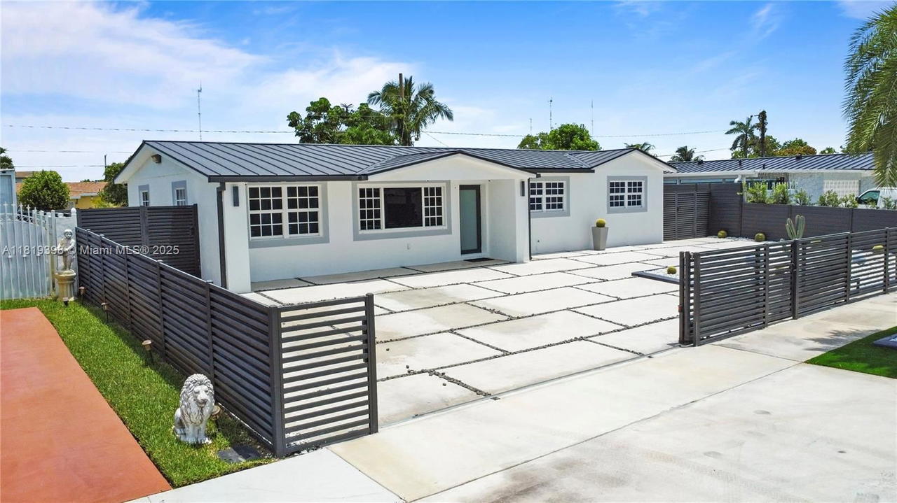Real estate property located at 1445 195th St, Miami-dade, Norwood Hgts 2nd Addn, Miami Gardens, FL