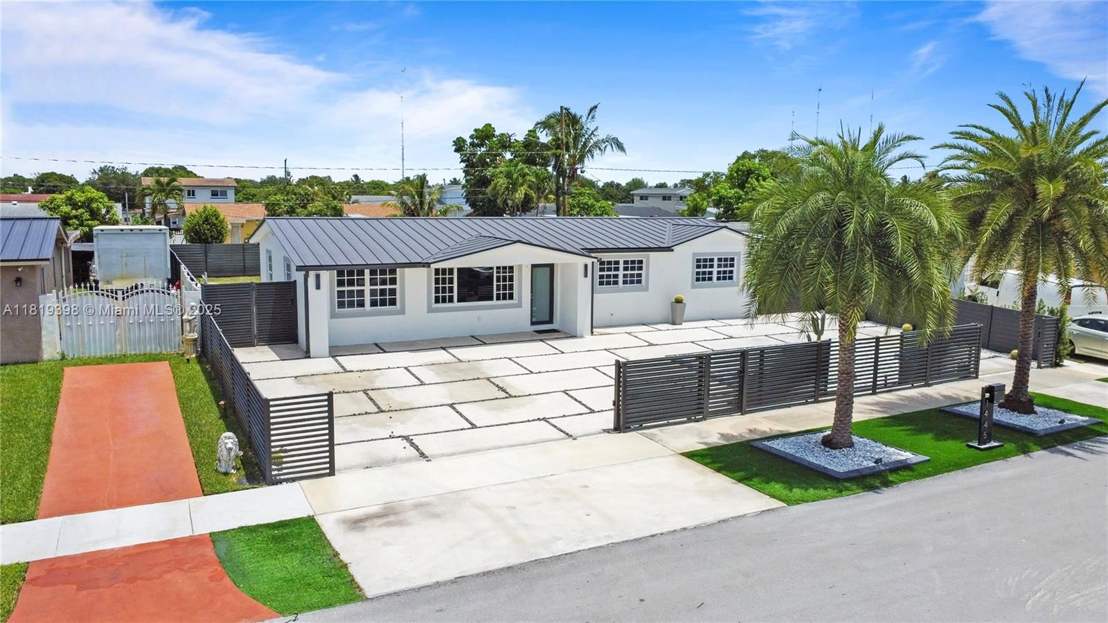 Real estate property located at 1445 195th St, Miami-dade, Norwood Hgts 2nd Addn, Miami Gardens, FL