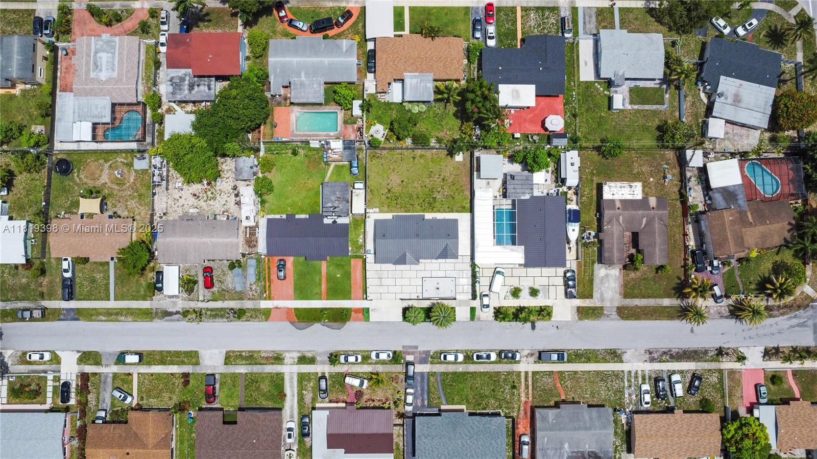 Real estate property located at 1445 195th St, Miami-dade, Norwood Hgts 2nd Addn, Miami Gardens, FL