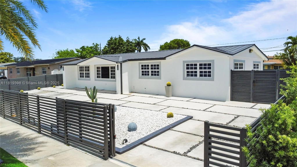 Real estate property located at 1445 195th St, Miami-dade, Norwood Hgts 2nd Addn, Miami Gardens, FL