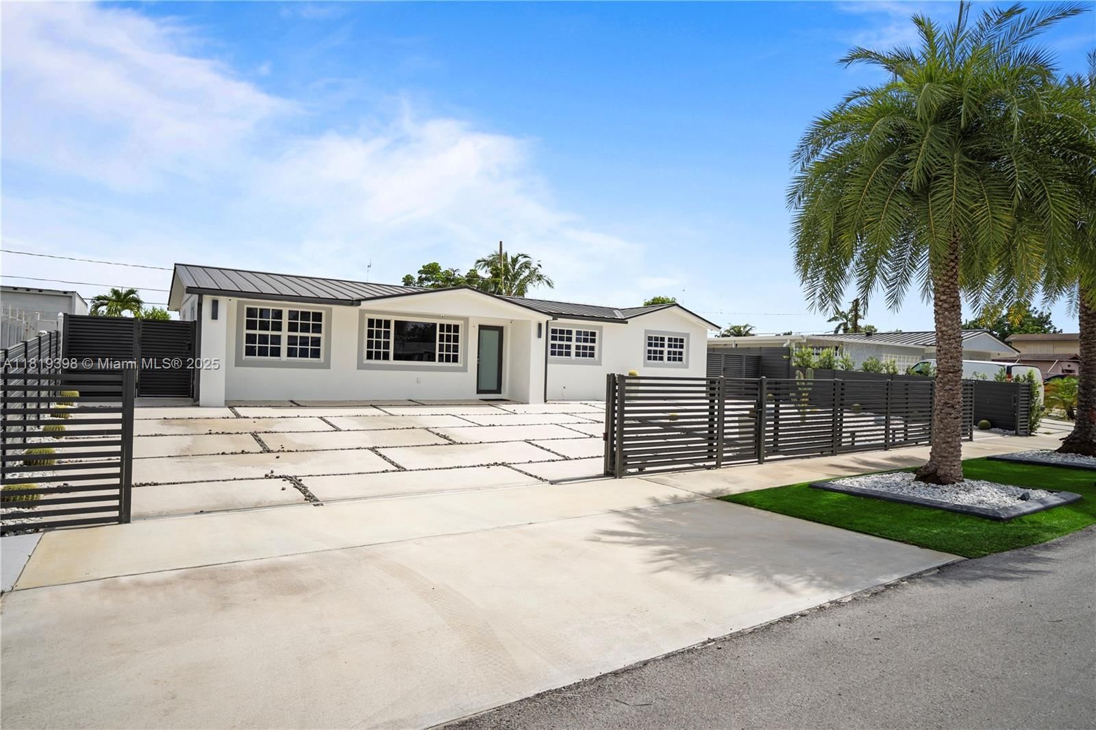 Real estate property located at 1445 195th St, Miami-dade, Norwood Hgts 2nd Addn, Miami Gardens, FL