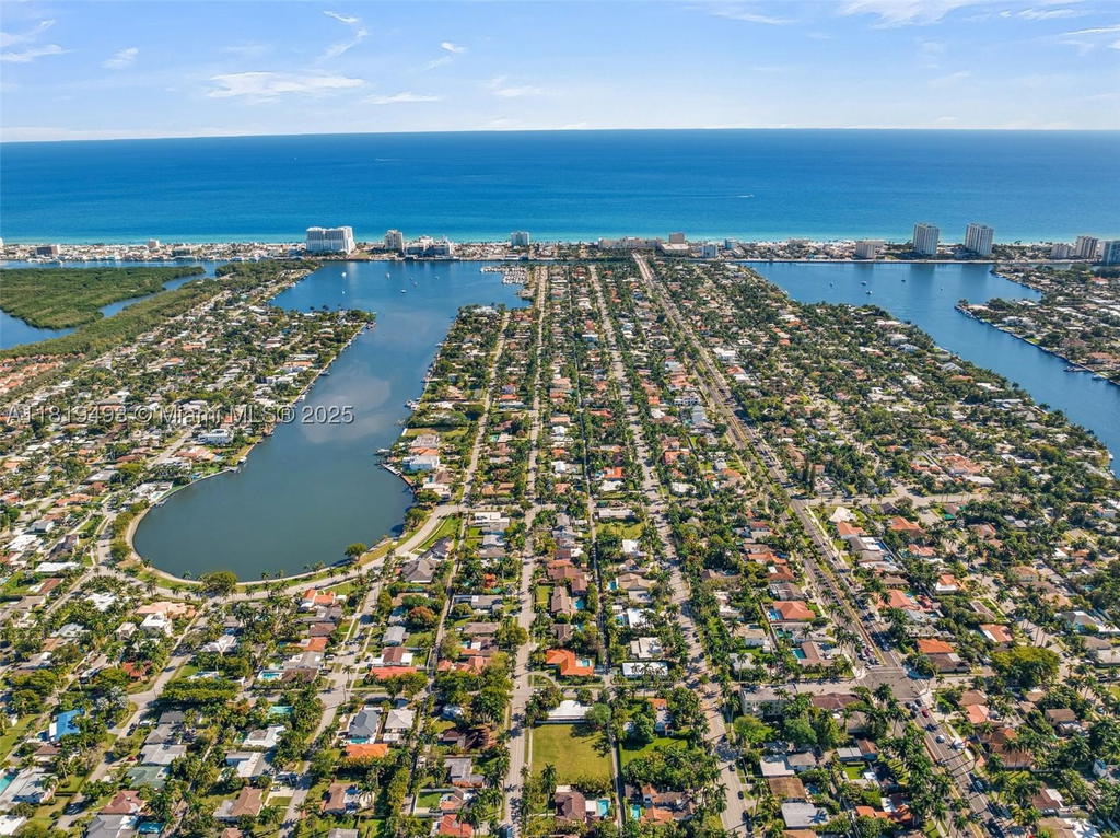 Real estate property located at 1310 Polk St, Broward, Hollywood Lakes Section, Hollywood, FL