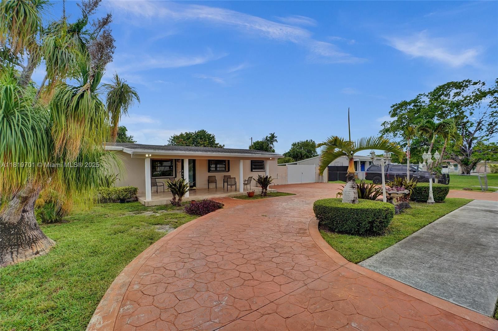 Real estate property located at 5435 99th Ct, Miami-dade, Tropical Estates 1st Addn, Miami, FL