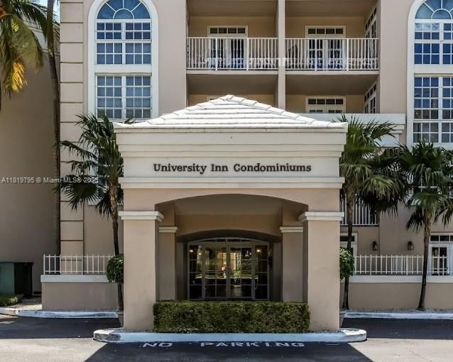 Real estate property located at 1280 Alhambra Cir #1308, Miami-dade, University Inn Condo, Coral Gables, FL