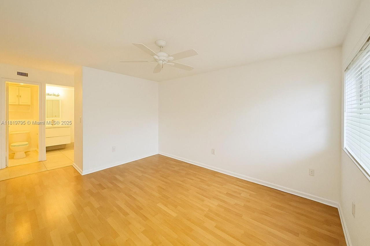 Real estate property located at 1280 Alhambra Cir #1308, Miami-dade, University Inn Condo, Coral Gables, FL