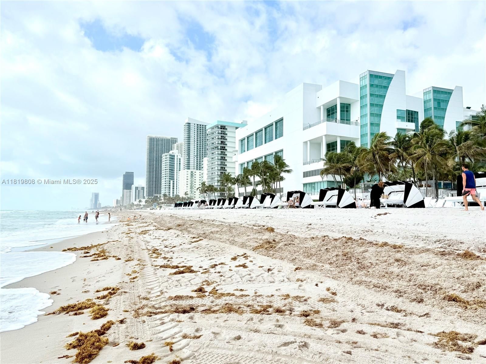 Real estate property located at 1333 Hallandale Beach Blvd #421, Broward, April Song Condo, Hallandale Beach, FL