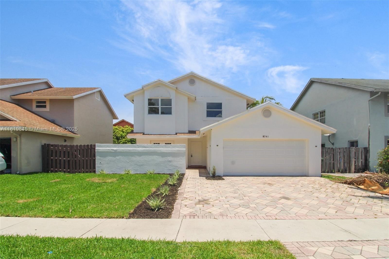 Real estate property located at 9741 12th St, Broward, Lakeside South, Pembroke Pines, FL