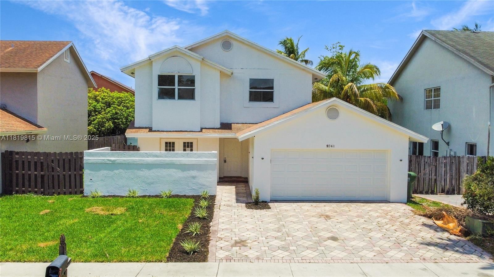 Real estate property located at 9741 12th St, Broward, Lakeside South, Pembroke Pines, FL