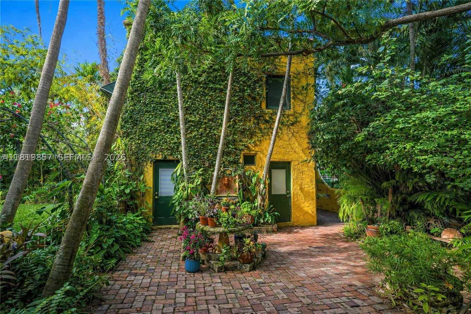 Real estate property located at 2050 Alton Rd, Miami-dade, Amd Plat Of Sunset Lake S, Miami Beach, FL