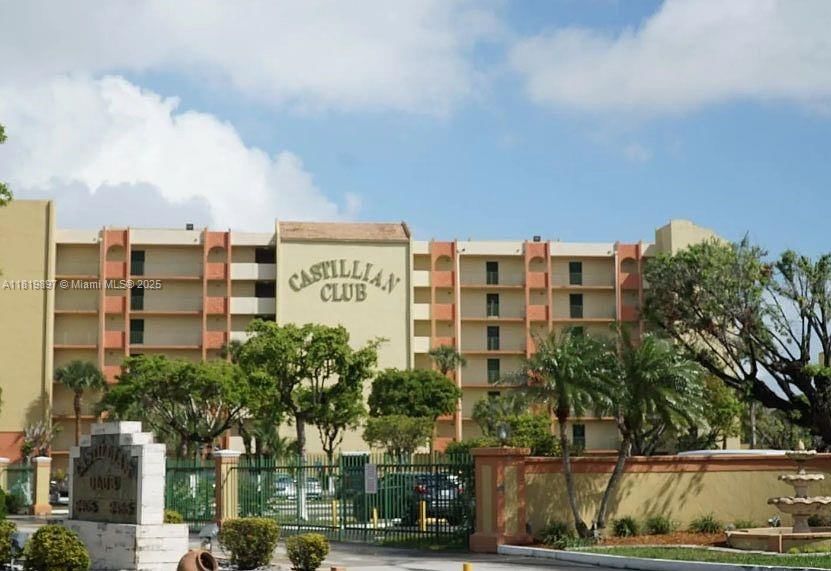 Real estate property located at 9455 Flagler St C712, Miami-dade, Castillian Club Condo, Miami, FL