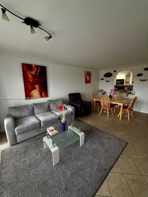Real estate property located at 9455 Flagler St C712, Miami-dade, Castillian Club Condo, Miami, FL