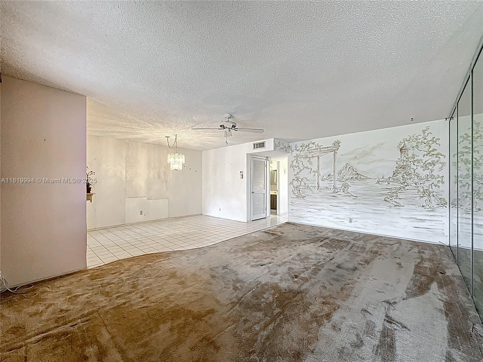 Real estate property located at 5300 Washington St U305, Broward, Beverly Hills Condo #12, Hollywood, FL