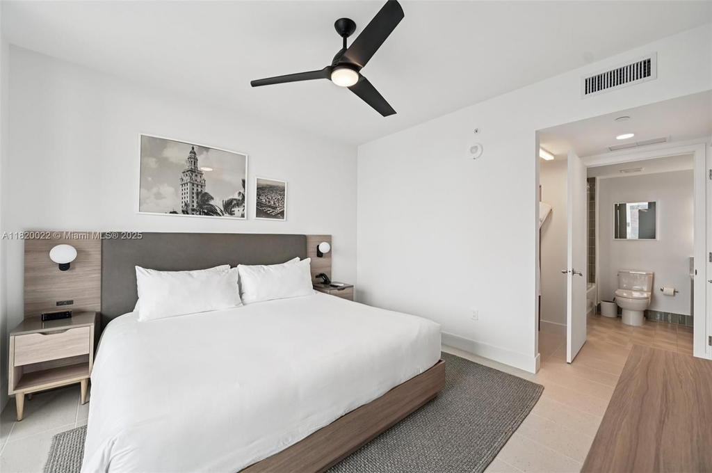 Real estate property located at 159 6th St #3407, Miami-dade, Gale Residences, Miami, FL