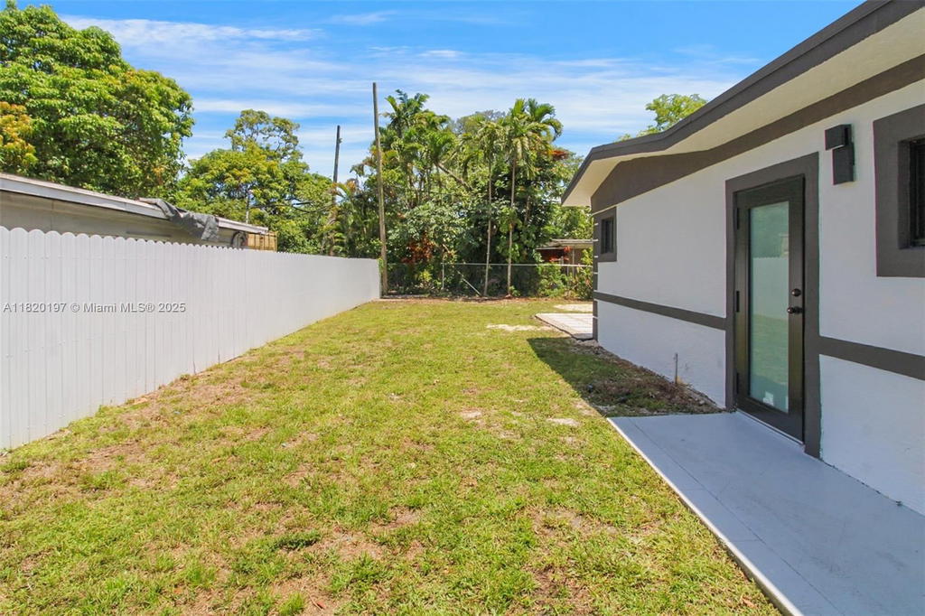 Real estate property located at 13885 5th Ave, Miami-dade, Nichols Heights Addn, North Miami, FL