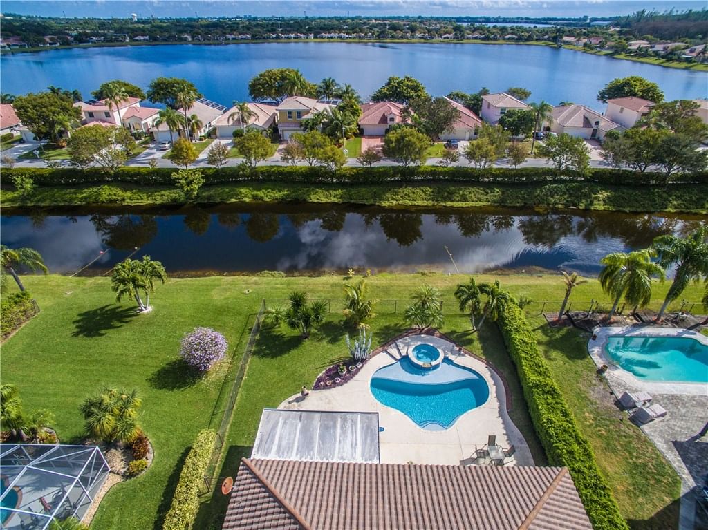 Real estate property located at 930 96th Ave, Broward, Jacaranda Parcel 215, Plantation, FL