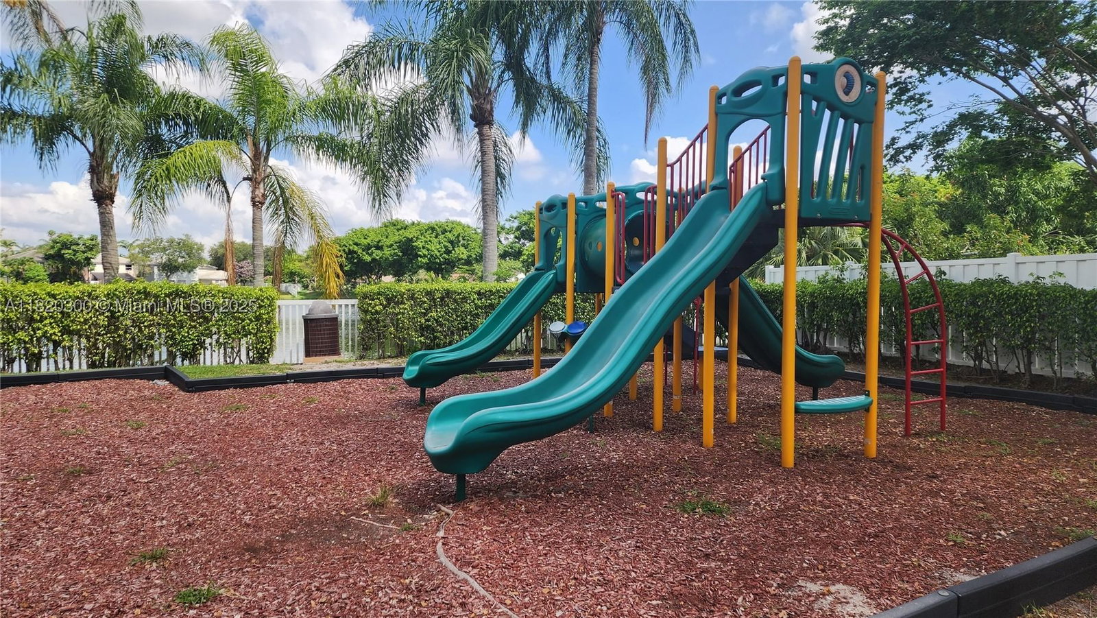 Real estate property located at 930 96th Ave, Broward, Jacaranda Parcel 215, Plantation, FL