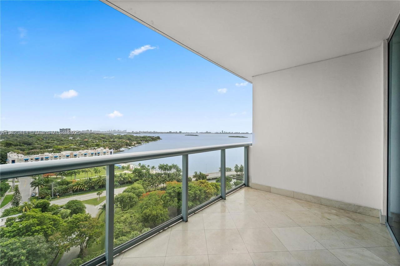 Real estate property located at 601 36th St #1504, Miami-dade, Blue Condo, Miami, FL