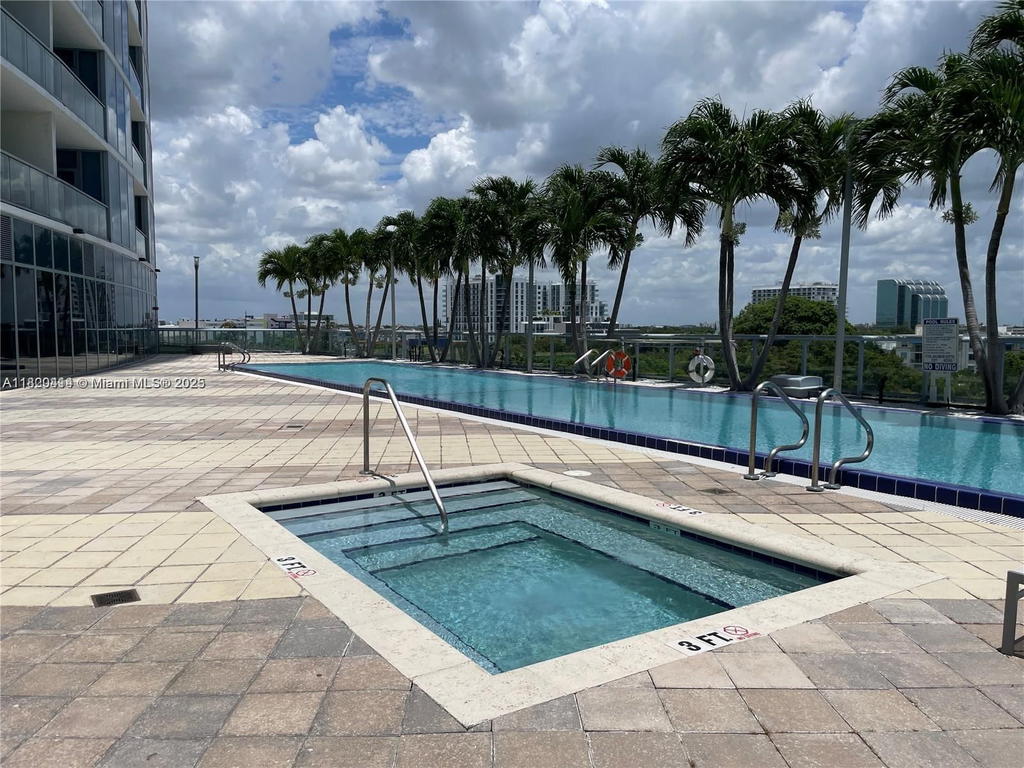 Real estate property located at 601 36th St #1504, Miami-dade, Blue Condo, Miami, FL