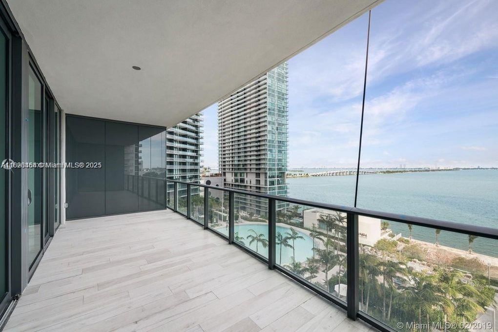 Real estate property located at 480 31st St #1002, Miami-dade, Gran Paraiso Condo, Miami, FL